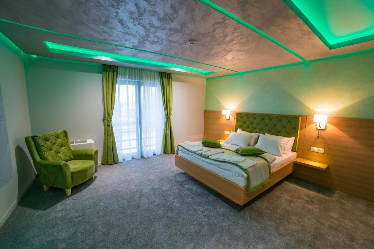 Motel Felikitas Laktaši Zewnętrze zdjęcie
