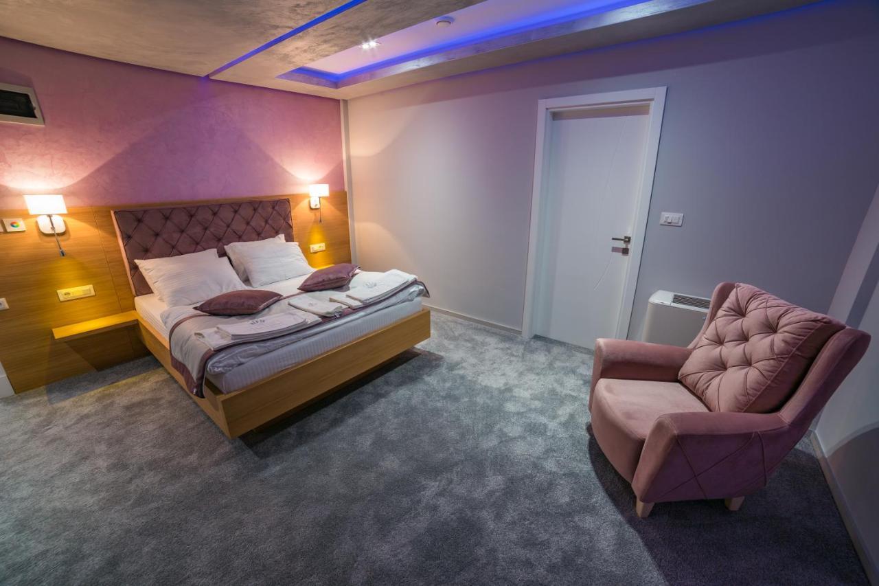 Motel Felikitas Laktaši Zewnętrze zdjęcie