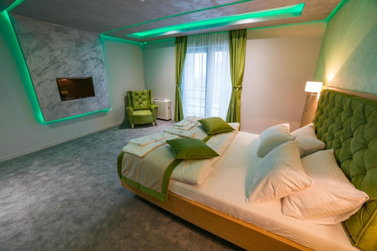 Motel Felikitas Laktaši Zewnętrze zdjęcie