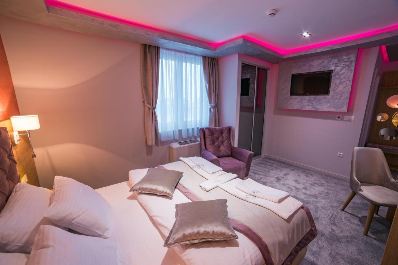 Motel Felikitas Laktaši Zewnętrze zdjęcie
